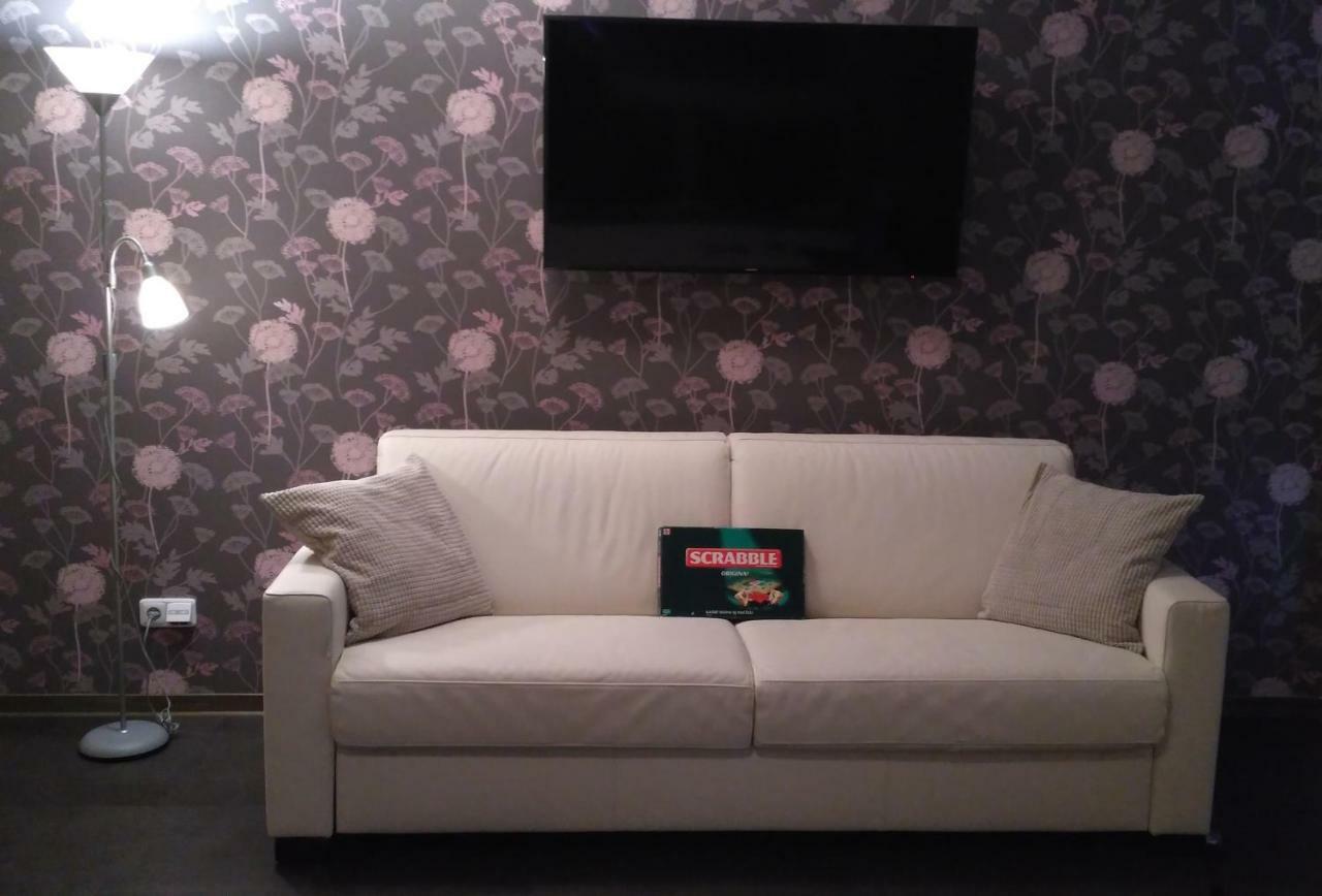 Harrachov Resident Apartments "Terrace & Chill" - High Speed Wifi, Smart Tv, Netflix, Disney Plus エクステリア 写真